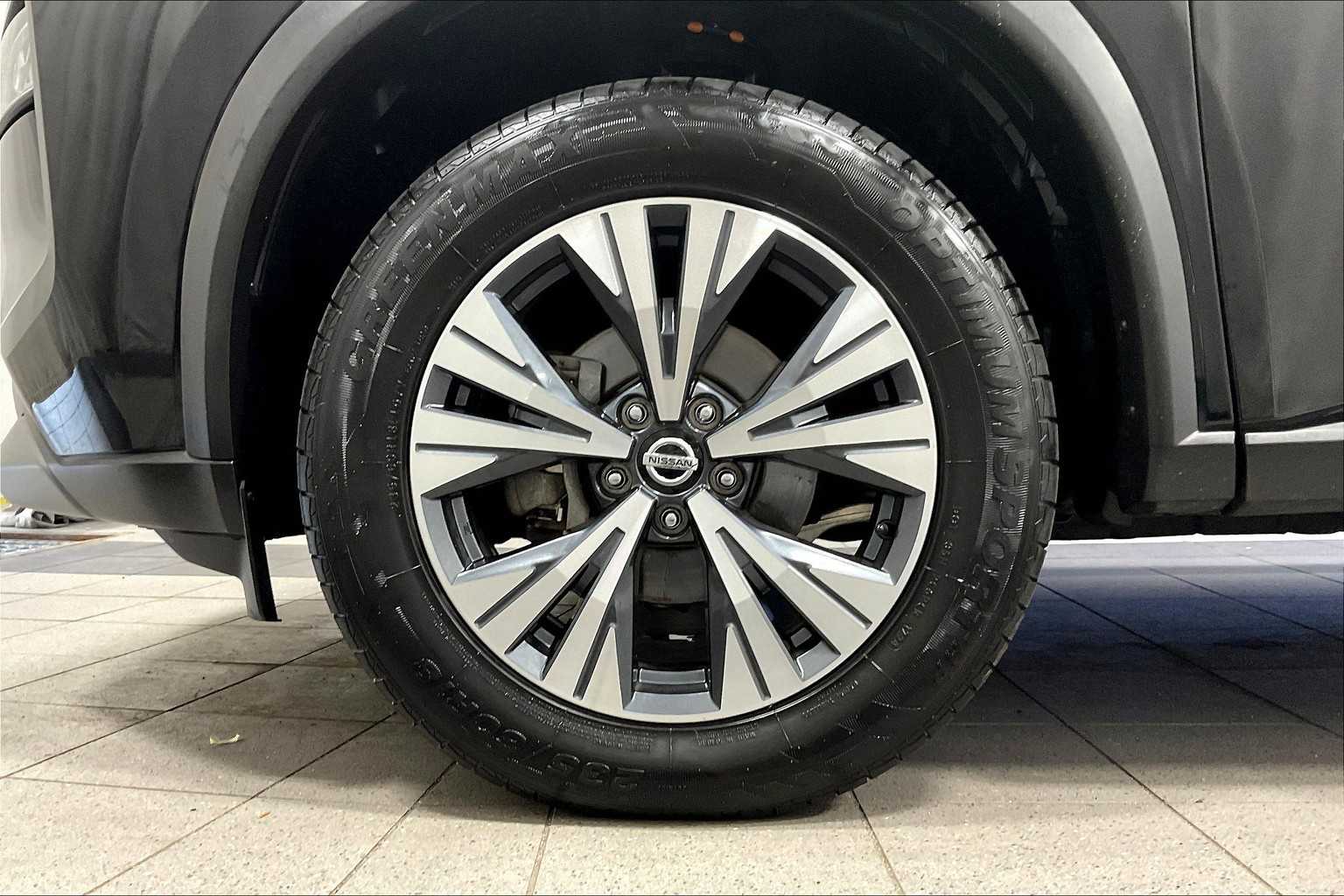 2021 Nissan Rogue SV - Photo 7