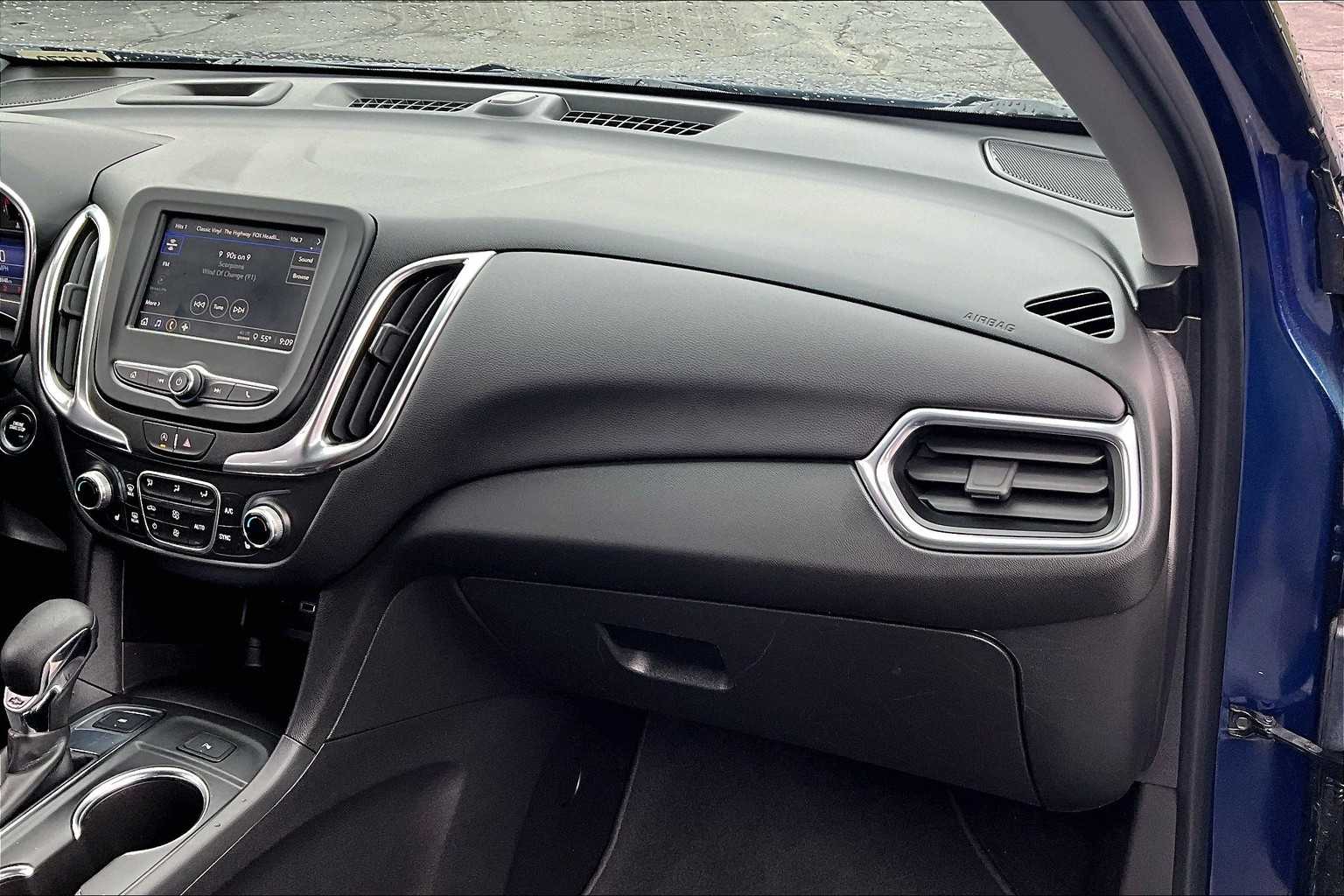 2022 Chevrolet Equinox LT - Photo 13