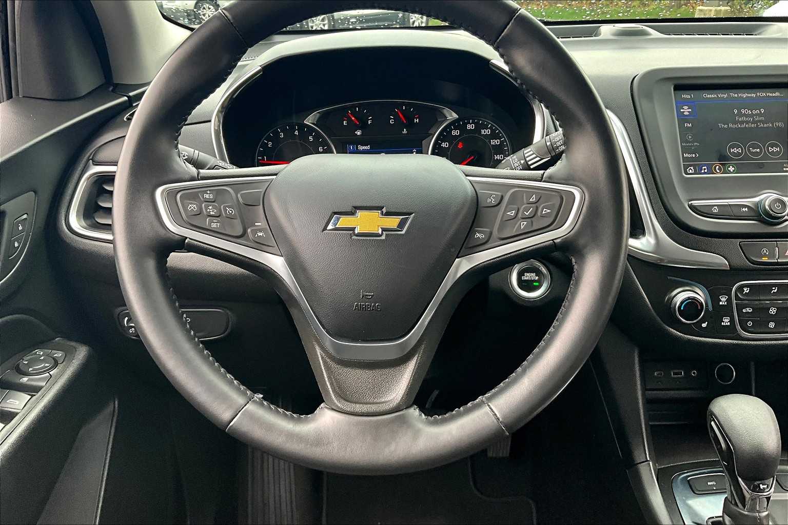 2022 Chevrolet Equinox LT - Photo 16