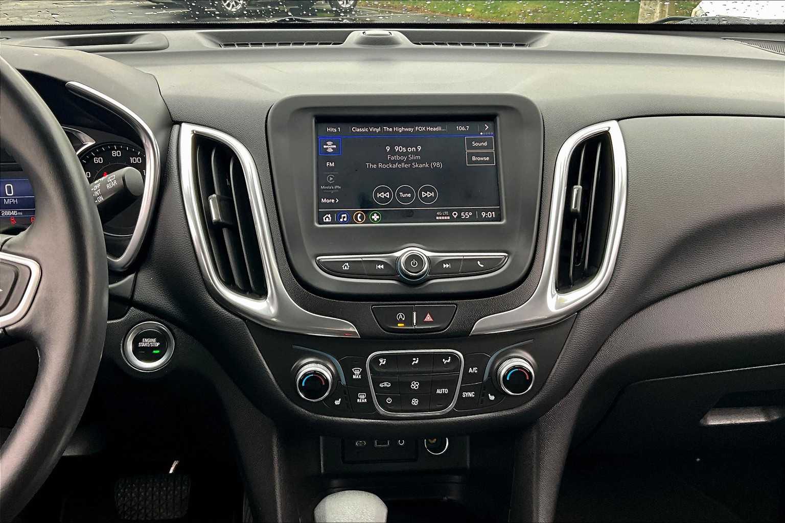2022 Chevrolet Equinox LT - Photo 17