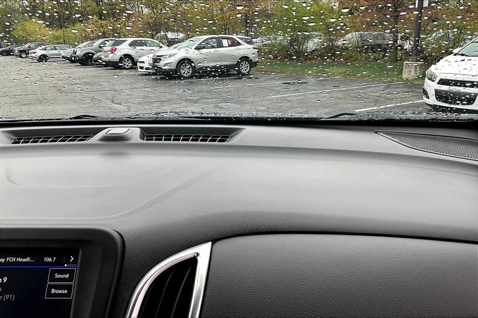 2022 Chevrolet Equinox LT - Photo 21
