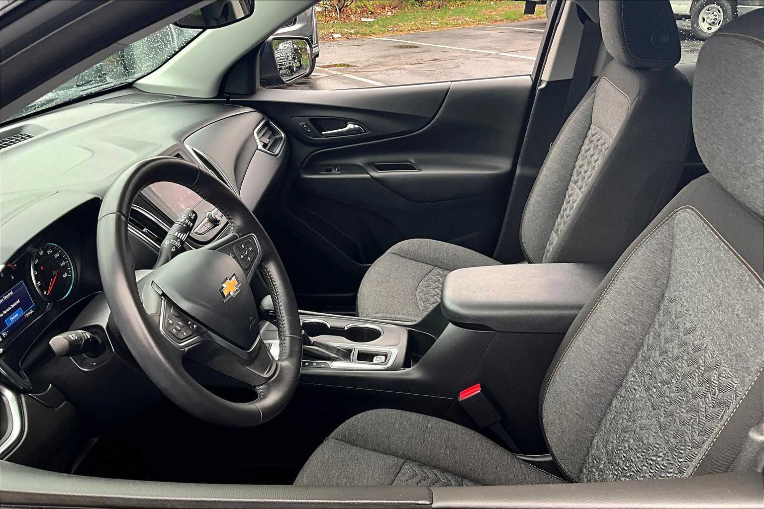 2022 Chevrolet Equinox LT - Photo 10