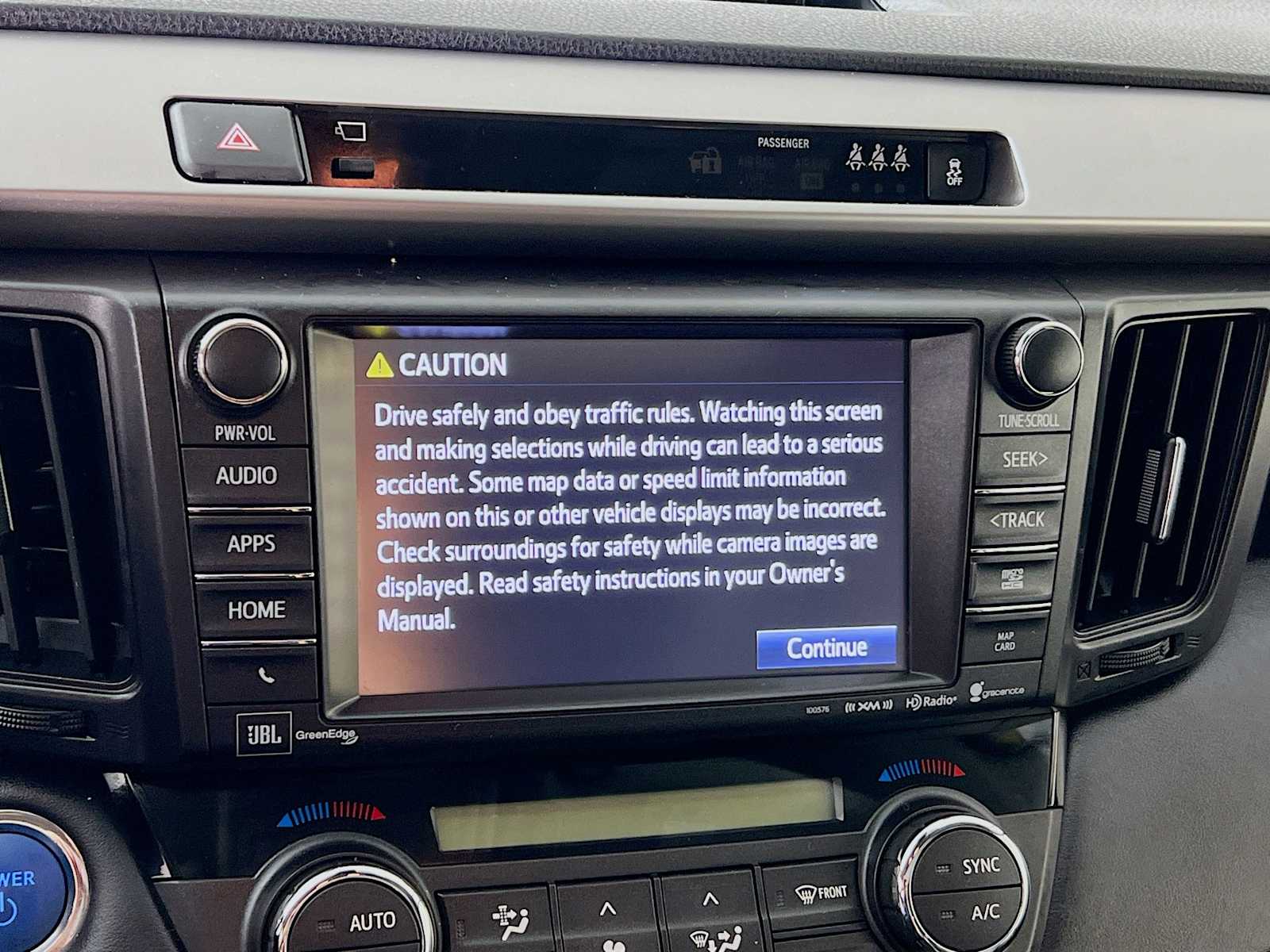 2017 Toyota RAV4 Hybrid Limited - Photo 13