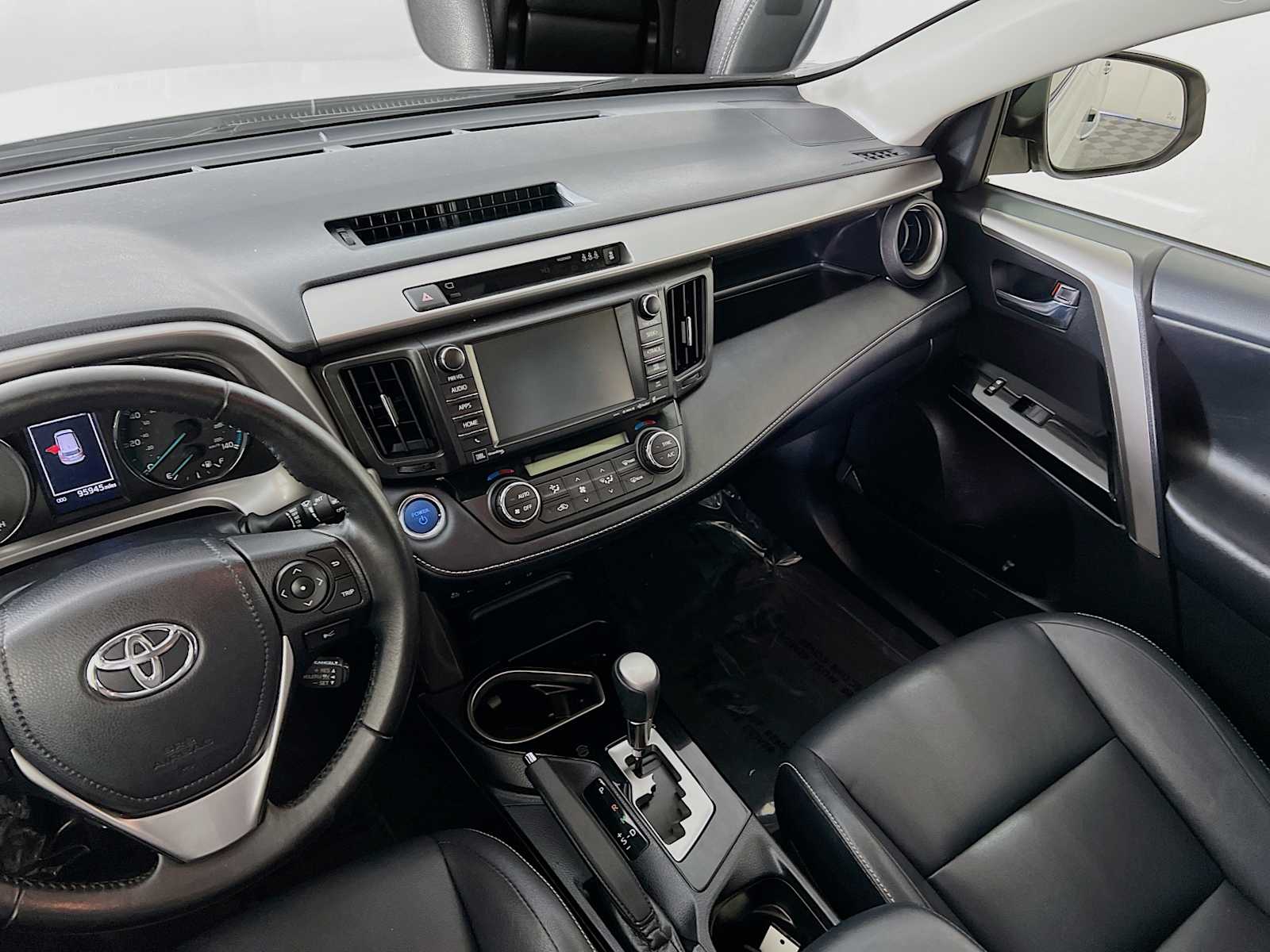 2017 Toyota RAV4 Hybrid Limited - Photo 25