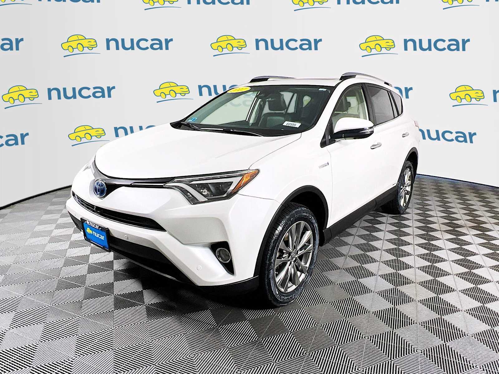 2017 Toyota RAV4 Hybrid Limited - Photo 3