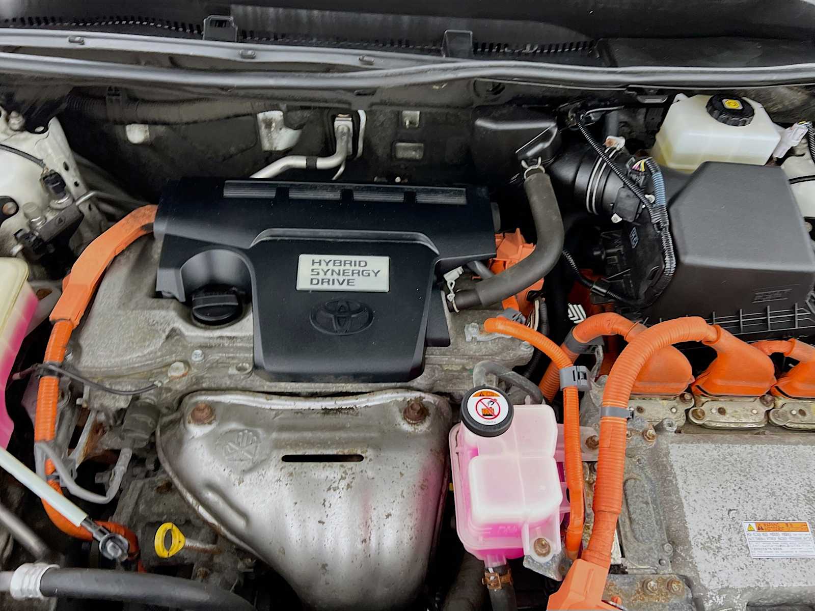 2017 Toyota RAV4 Hybrid Limited - Photo 31