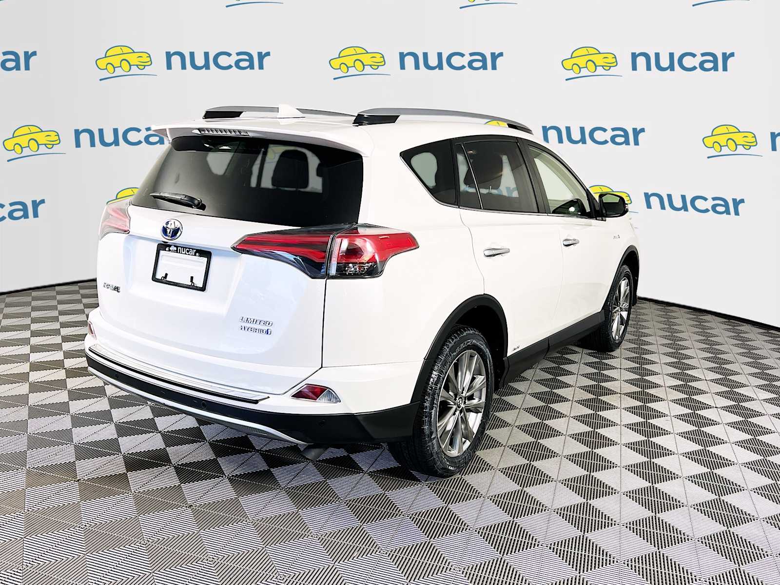 2017 Toyota RAV4 Hybrid Limited - Photo 7