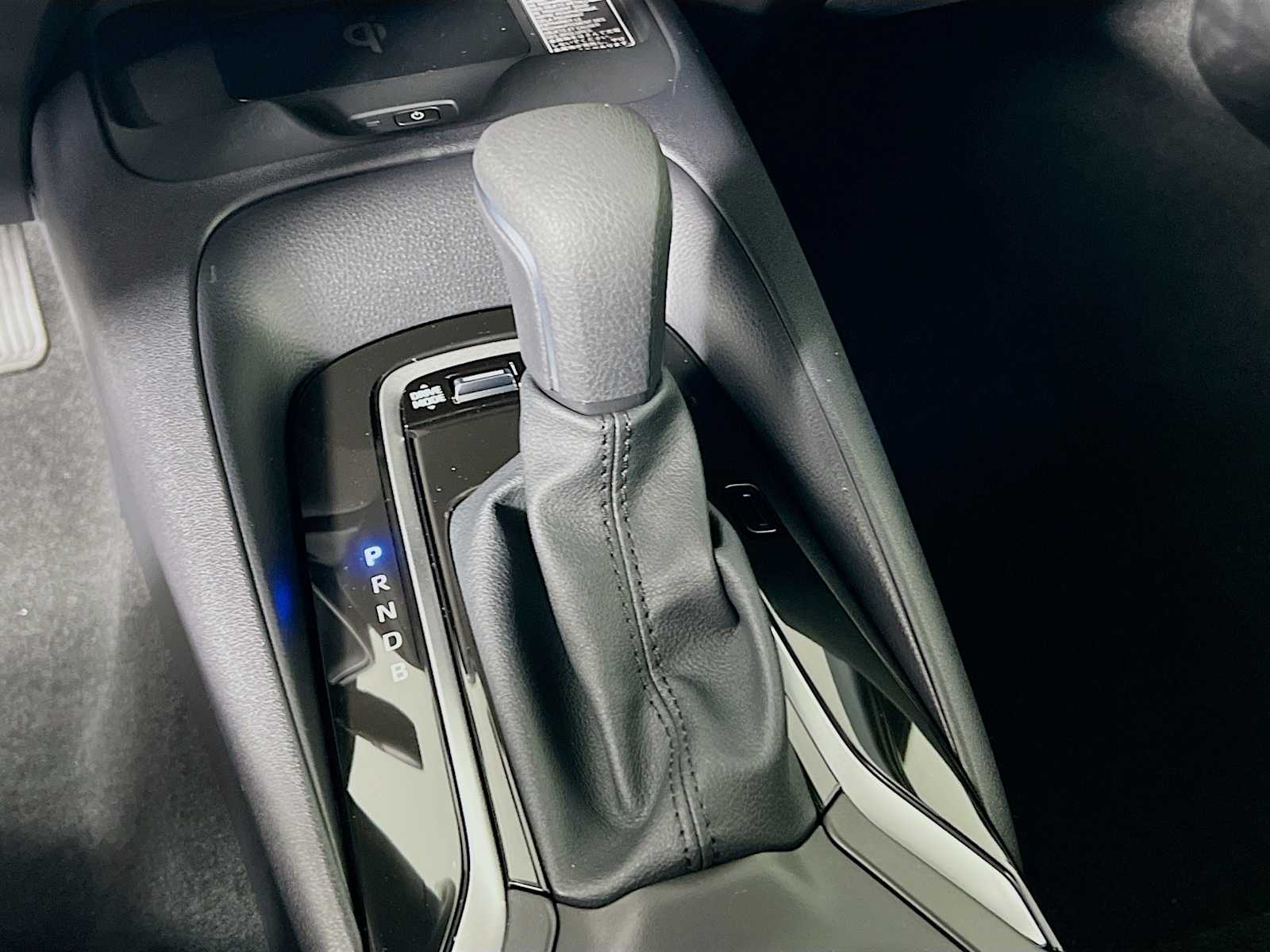 2026 Toyota Corolla SE - Photo 11