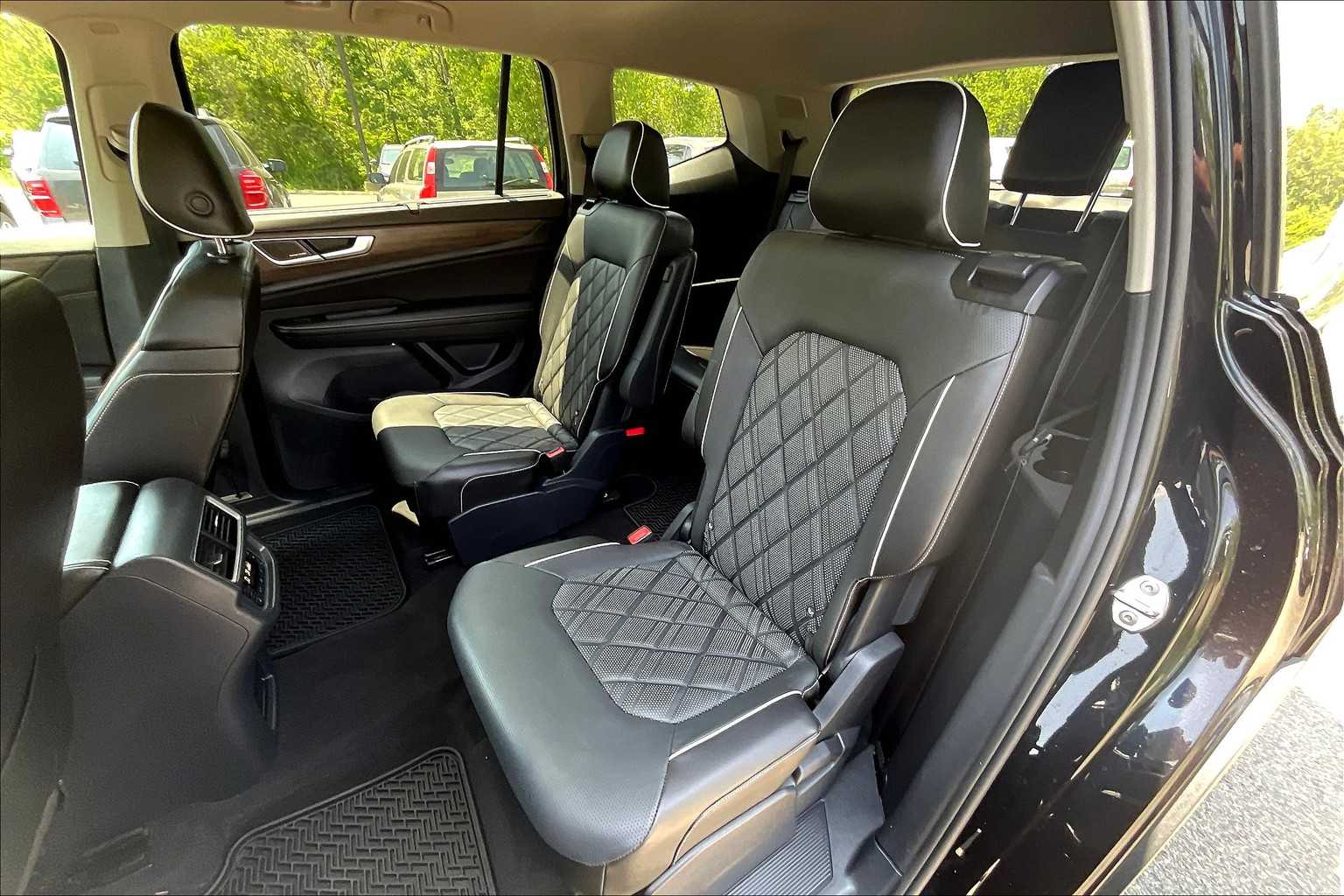 2024 Volkswagen Atlas 2.0T SEL Premium R-Line - Photo 15