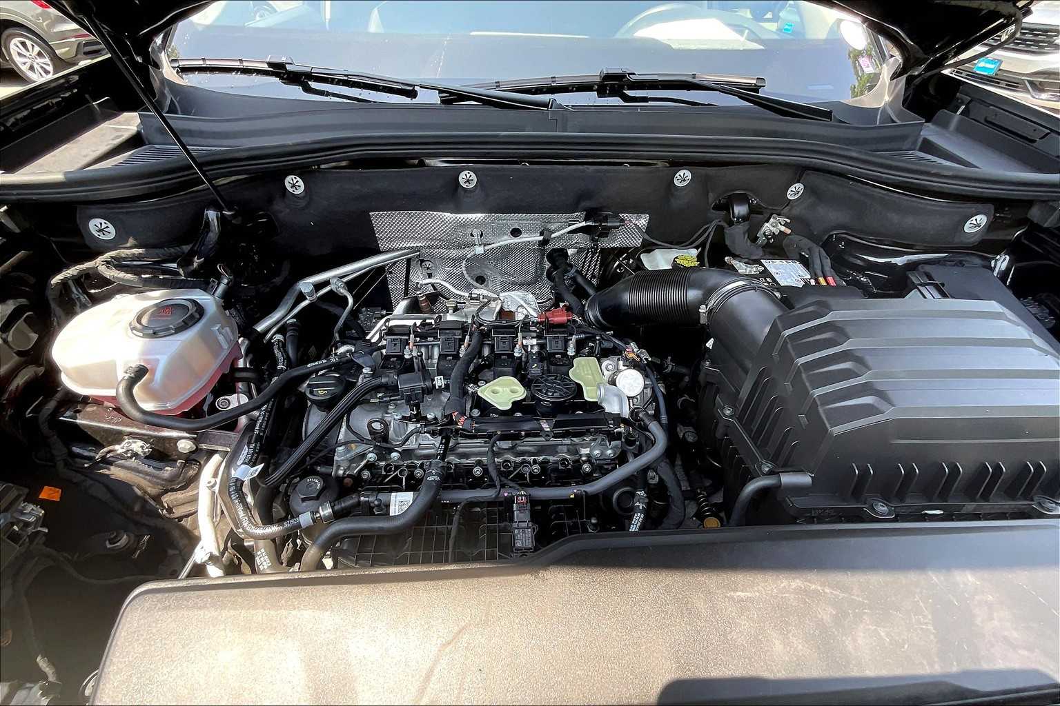2024 Volkswagen Atlas 2.0T SEL Premium R-Line - Photo 29