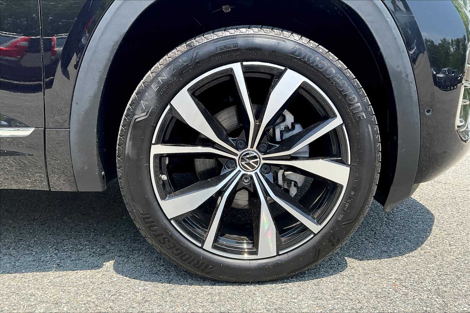 2024 Volkswagen Atlas 2.0T SEL Premium R-Line - Photo 7