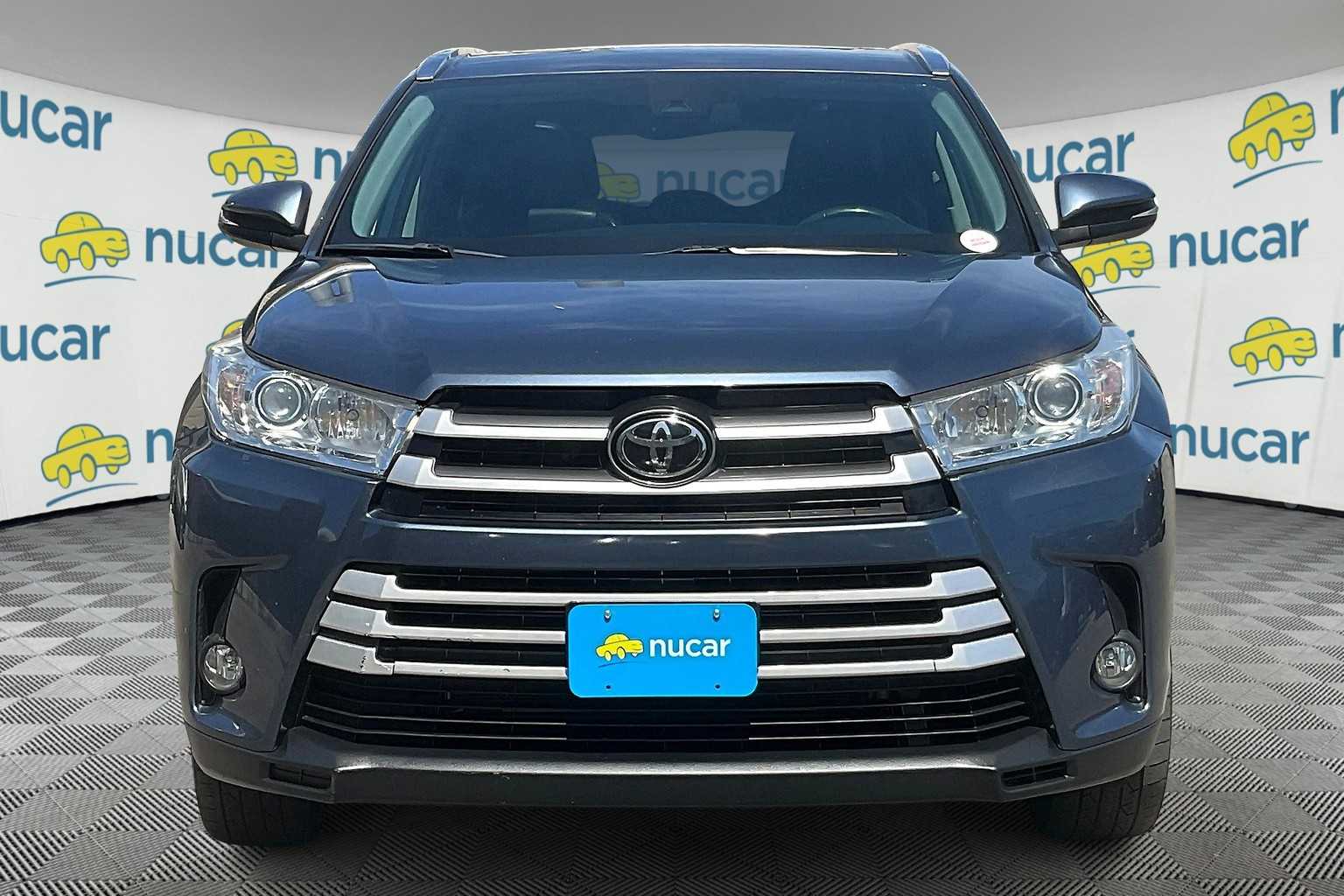 2019 Toyota Highlander XLE - Photo 2