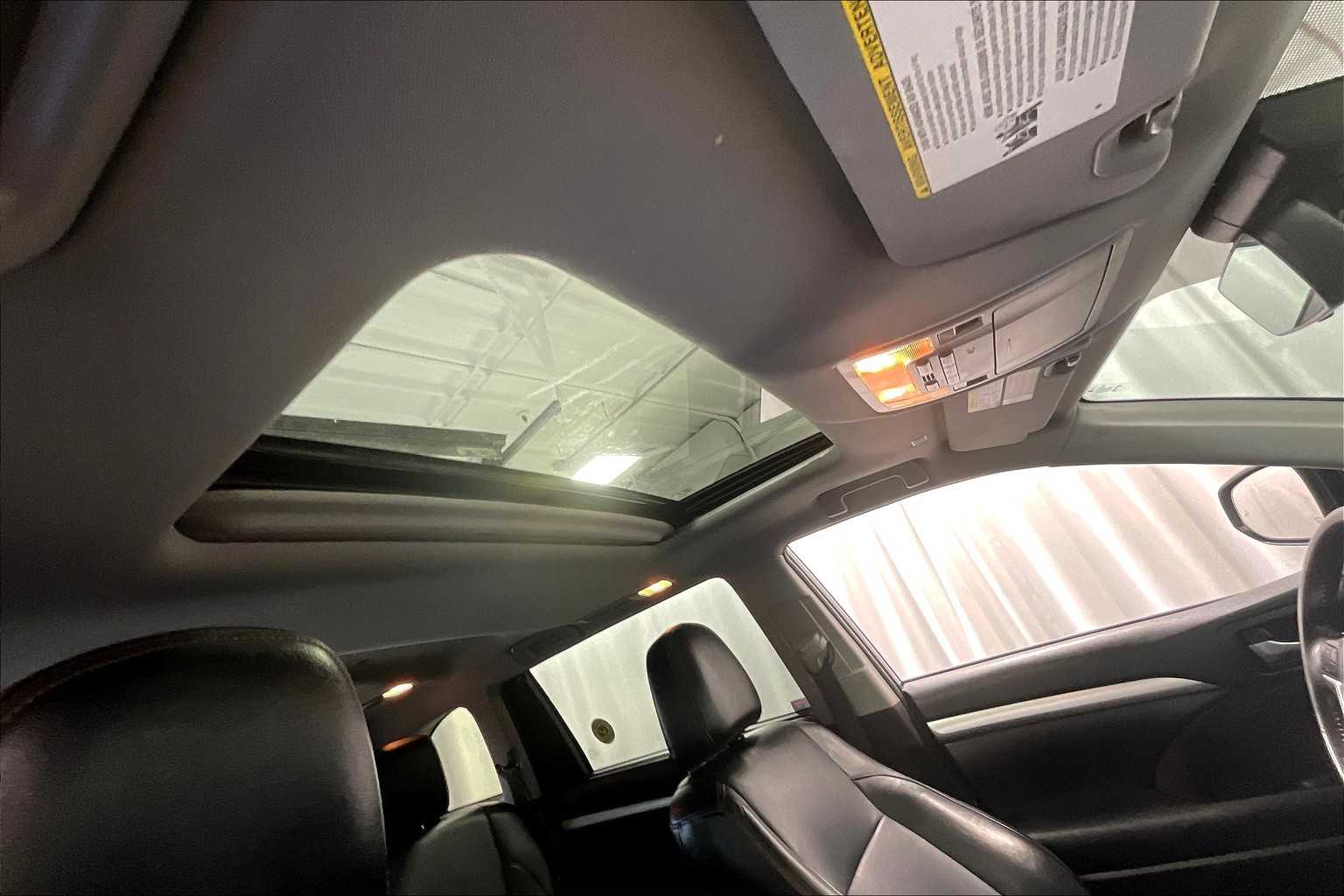 2019 Toyota Highlander XLE - Photo 22