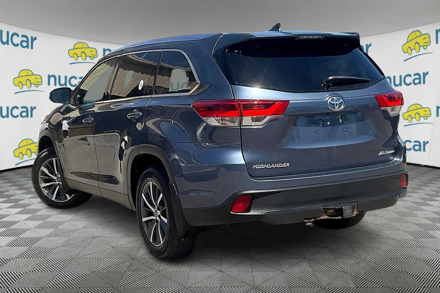 2019 Toyota Highlander XLE - Photo 4