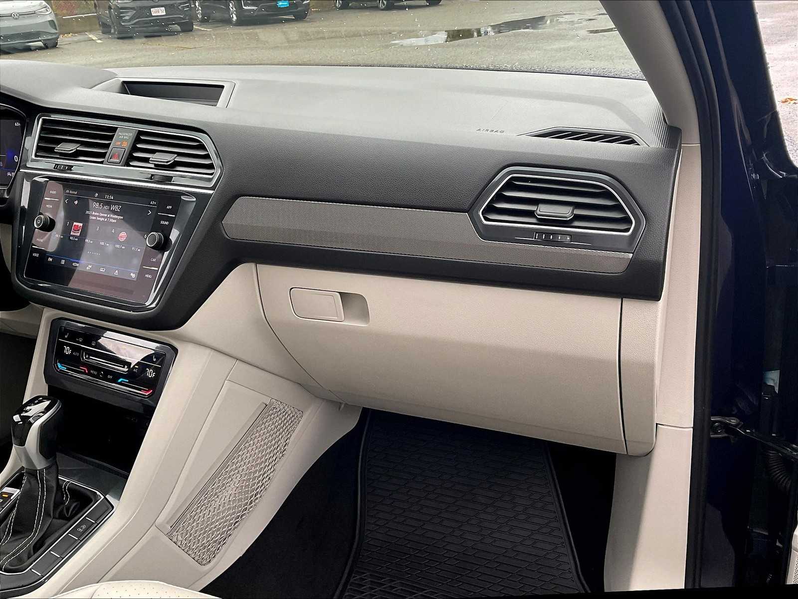 2023 Volkswagen Tiguan SE - Photo 13