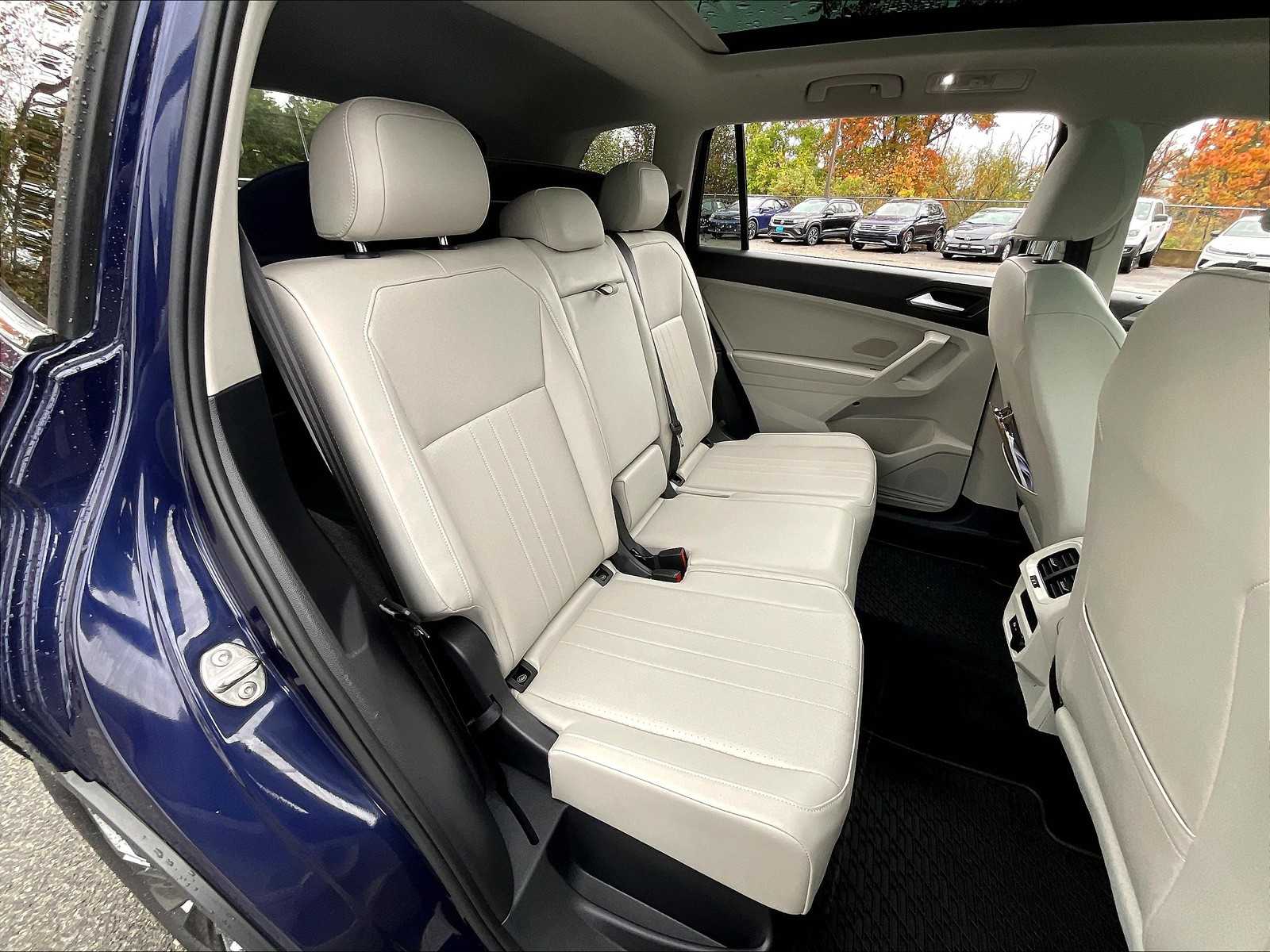 2023 Volkswagen Tiguan SE - Photo 16