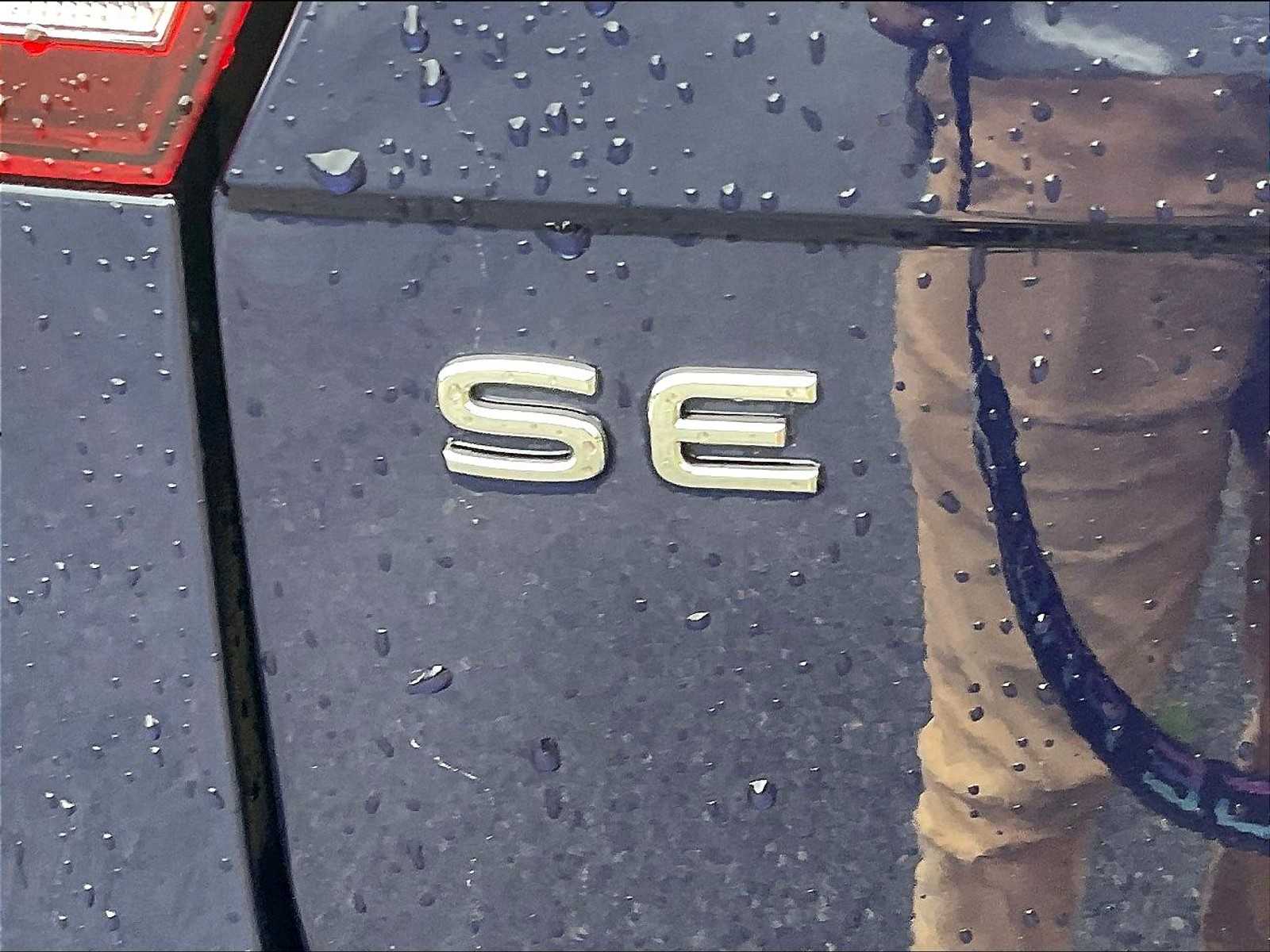2023 Volkswagen Tiguan SE - Photo 28