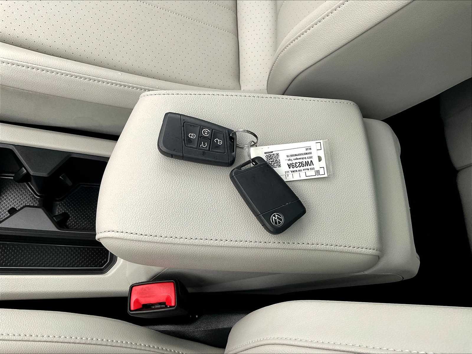 2023 Volkswagen Tiguan SE - Photo 30