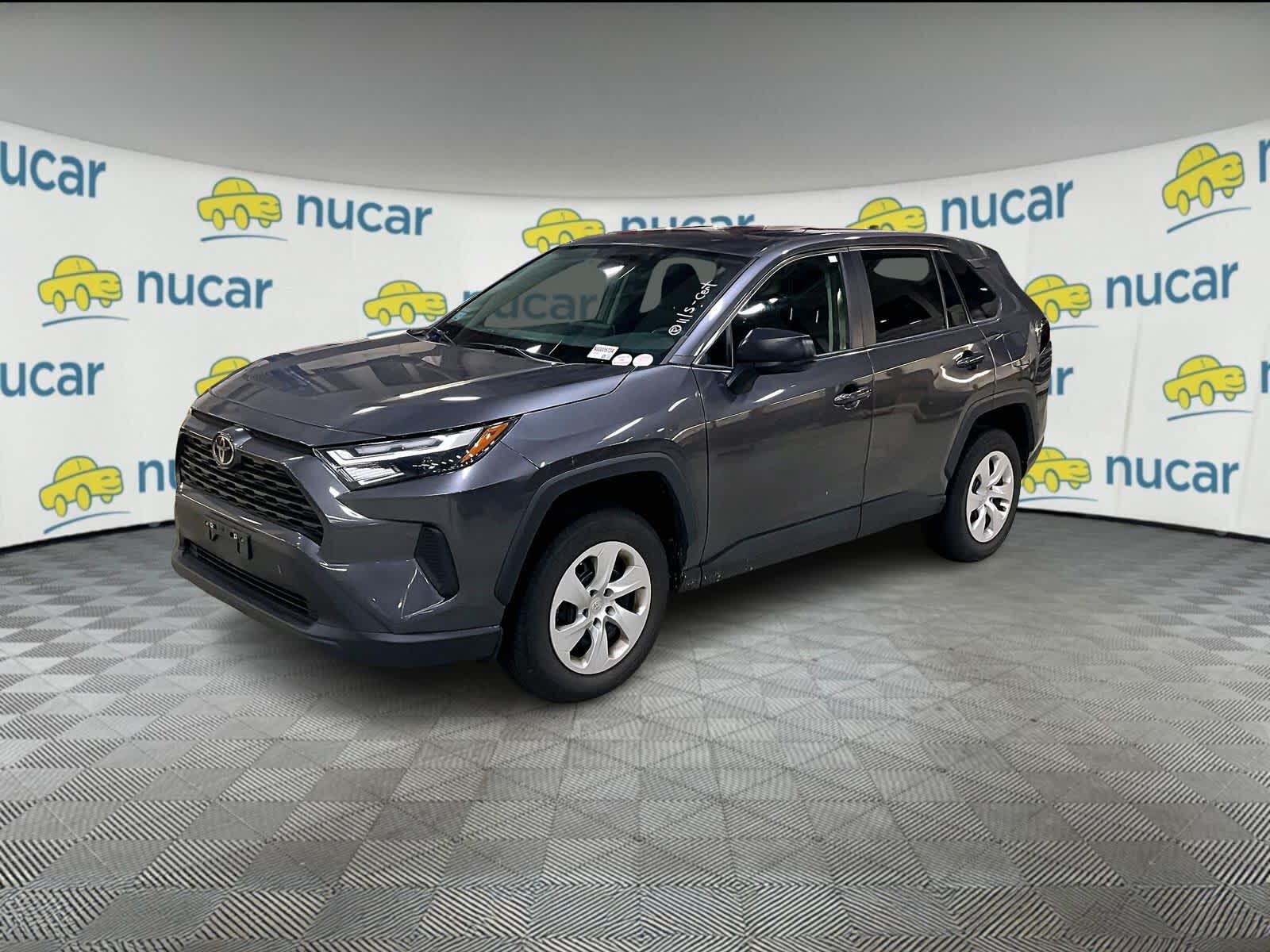 2023 Toyota RAV4 LE - Photo 2