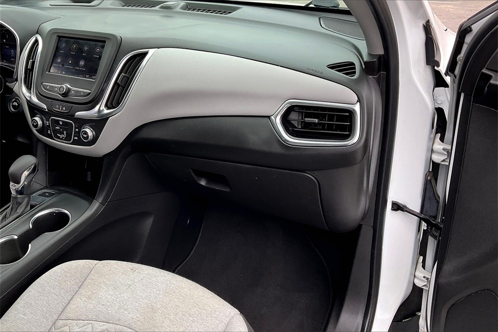 2022 Chevrolet Equinox LS - Photo 12