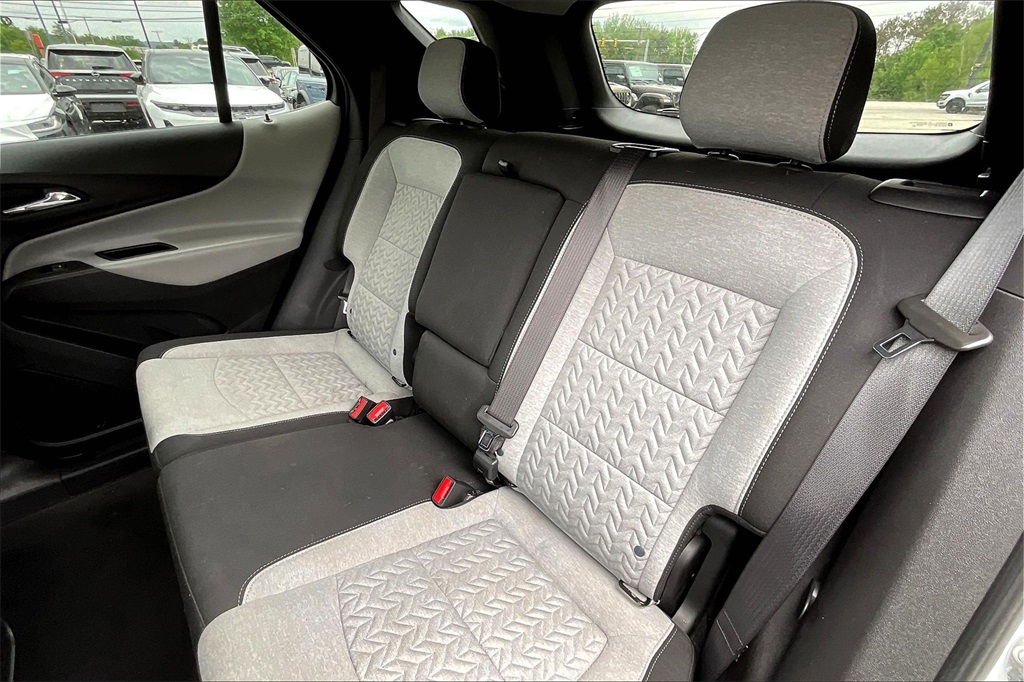 2022 Chevrolet Equinox LS - Photo 14