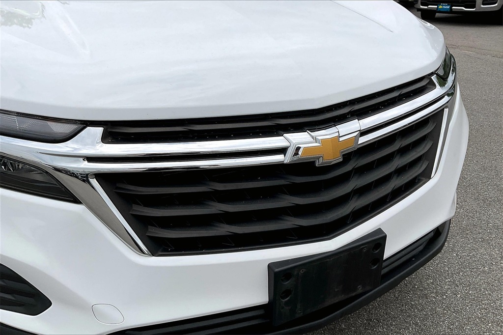 2022 Chevrolet Equinox LS - Photo 27