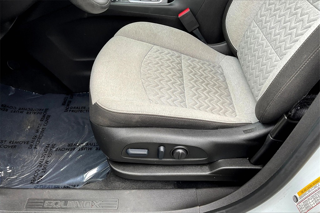 2022 Chevrolet Equinox LS - Photo 31