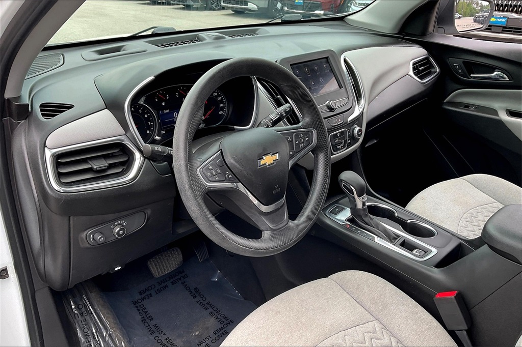 2022 Chevrolet Equinox LS - Photo 8