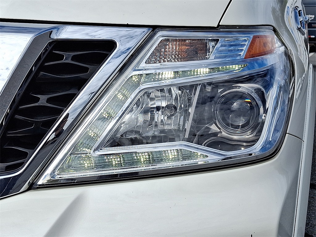 2019 Nissan Armada Platinum - Photo 9