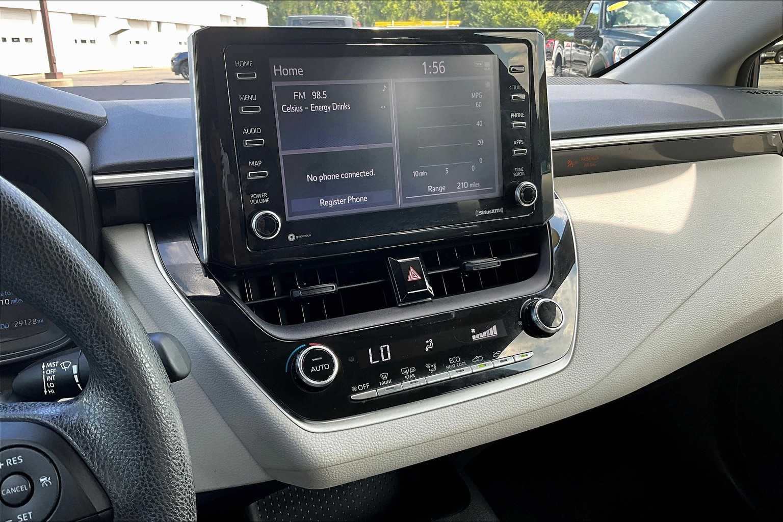 2021 Toyota Corolla LE - Photo 17