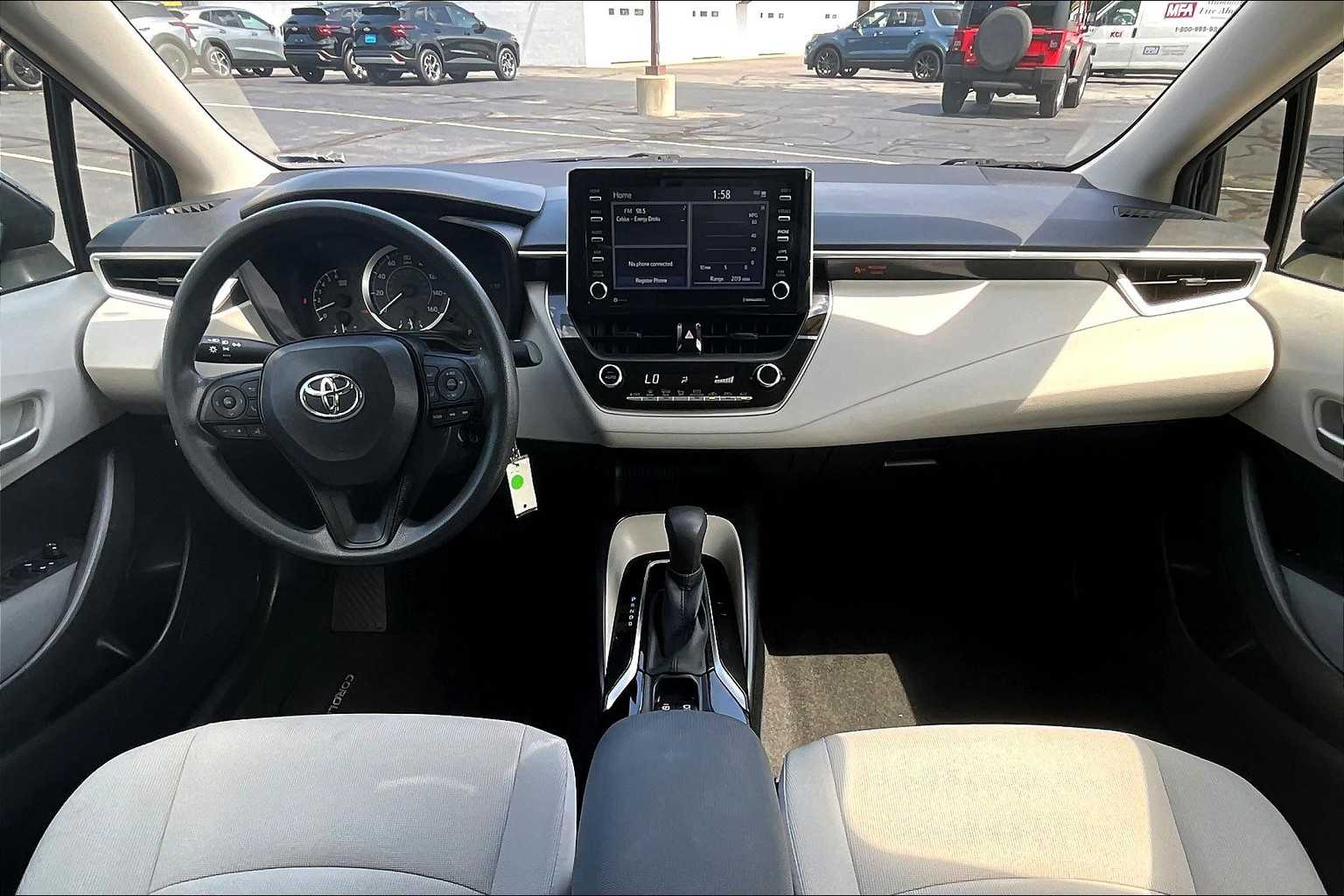 2021 Toyota Corolla LE - Photo 20