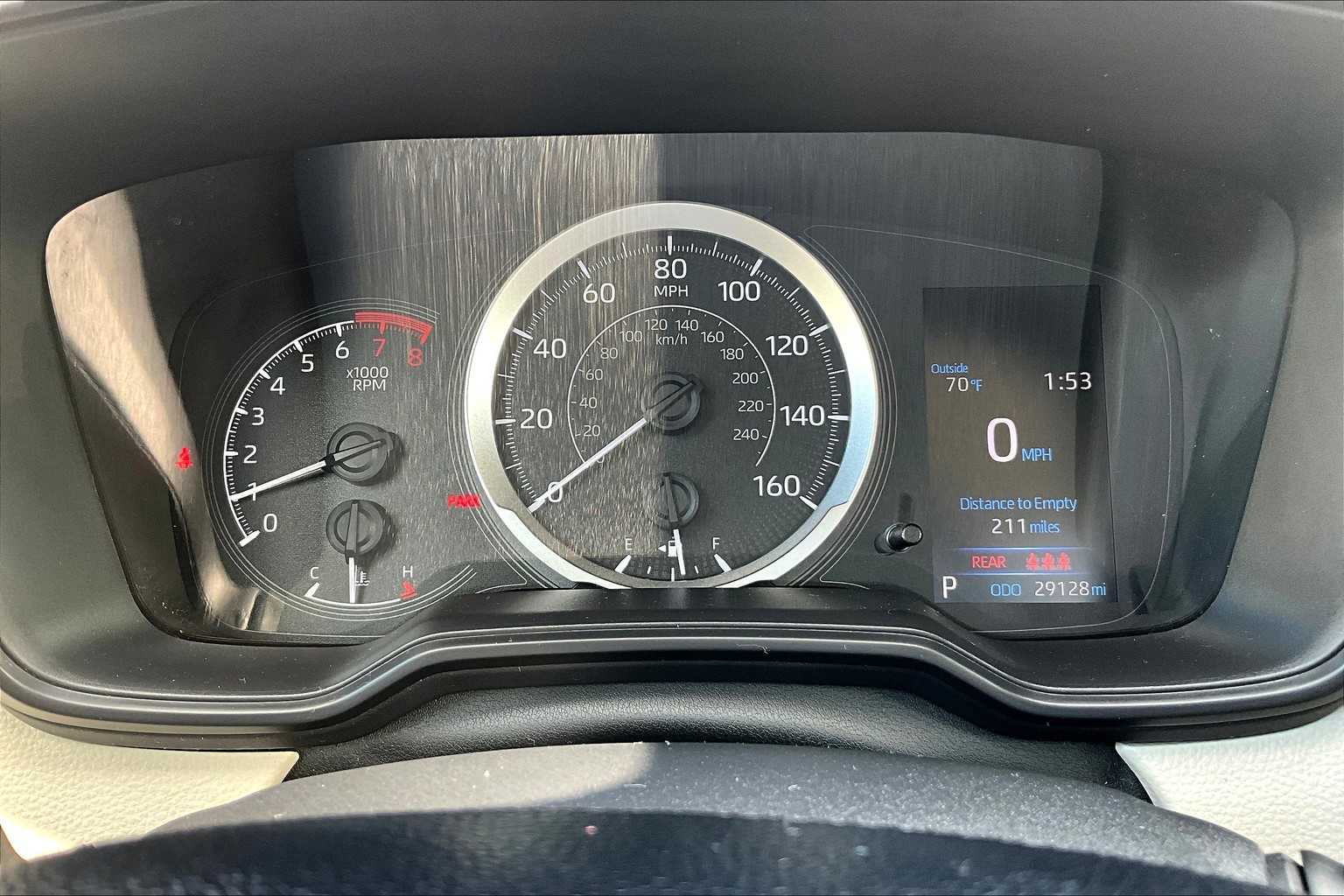 2021 Toyota Corolla LE - Photo 25