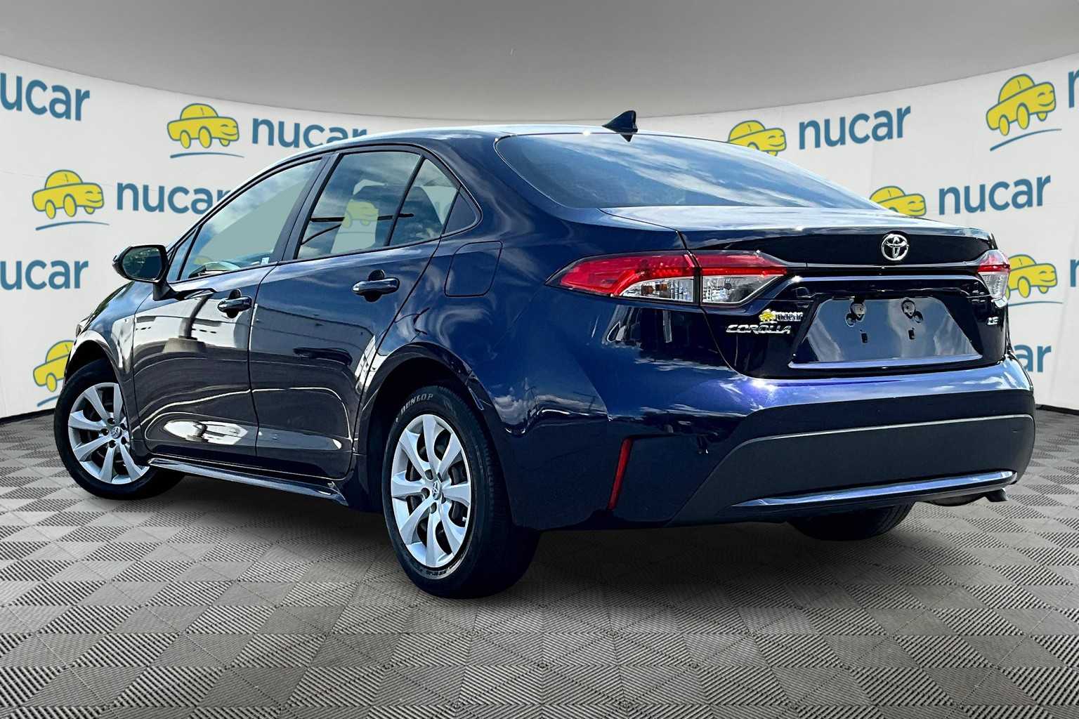2021 Toyota Corolla LE - Photo 4