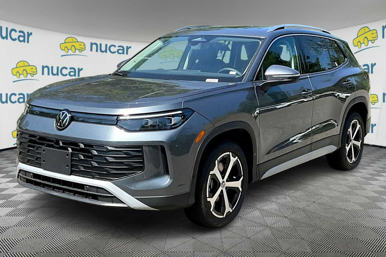 2025 Volkswagen Tiguan SE - Photo 4