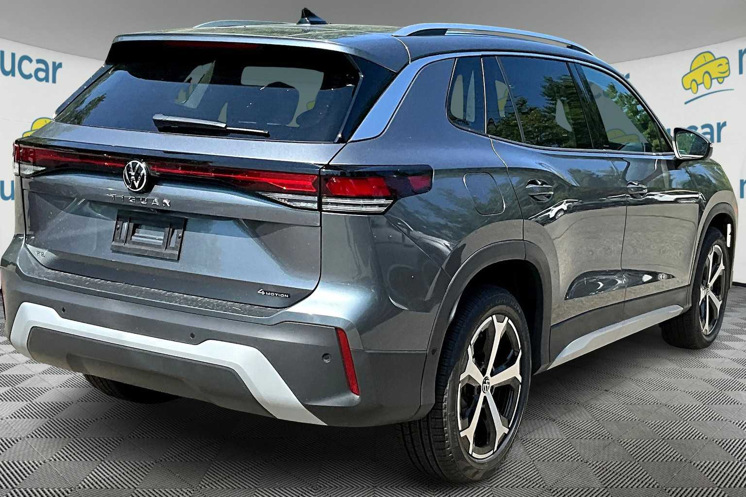 2025 Volkswagen Tiguan SE - Photo 7