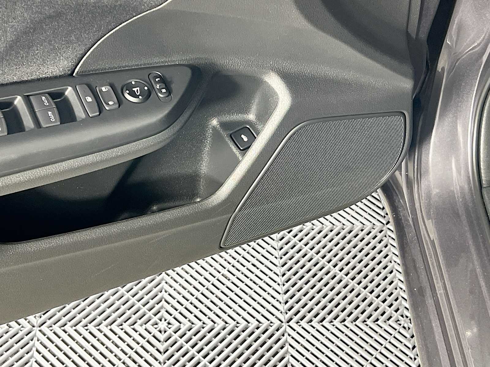 2022 Honda Insight EX - Photo 18