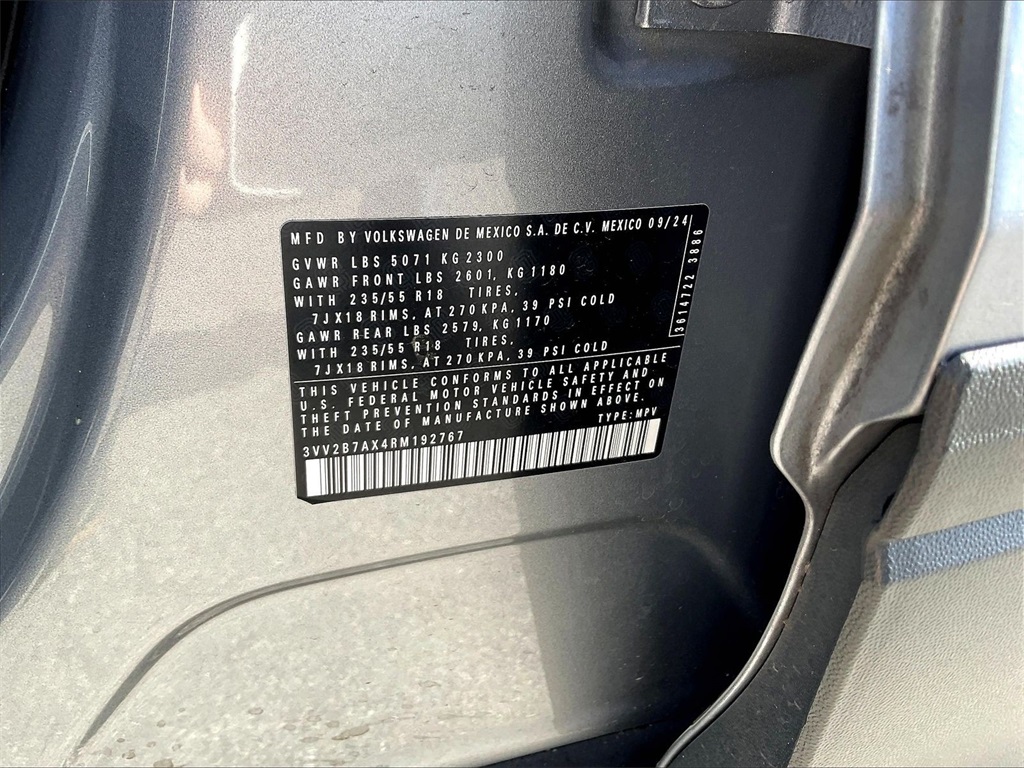 2024 Volkswagen Tiguan 2.0T SE - Photo 31