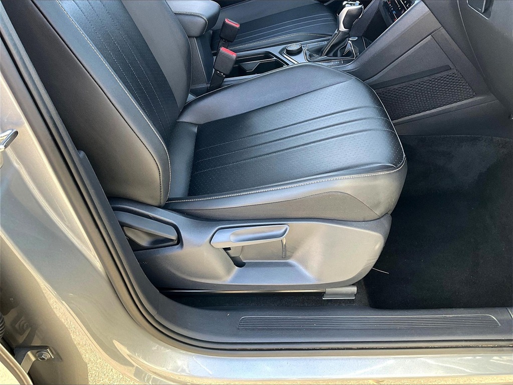 2024 Volkswagen Tiguan 2.0T SE - Photo 36