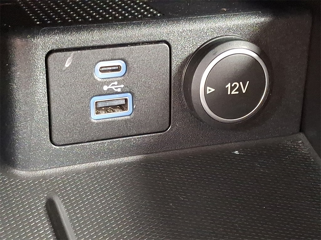 2021 Ford Escape SEL - Photo 23