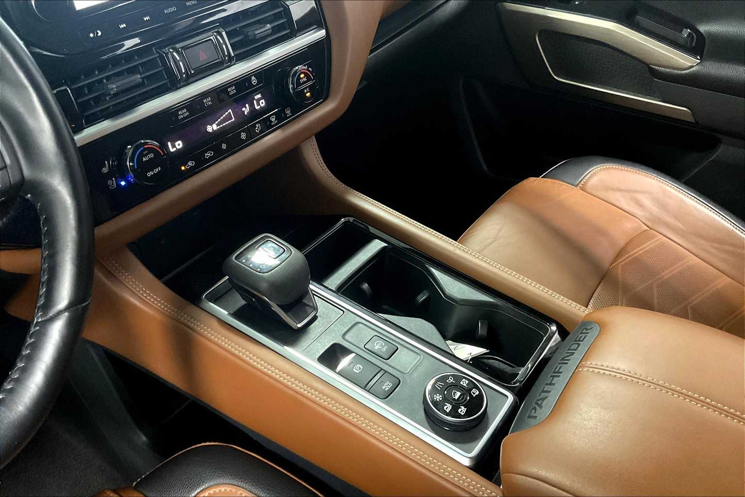 2022 Nissan Pathfinder Platinum - Photo 21
