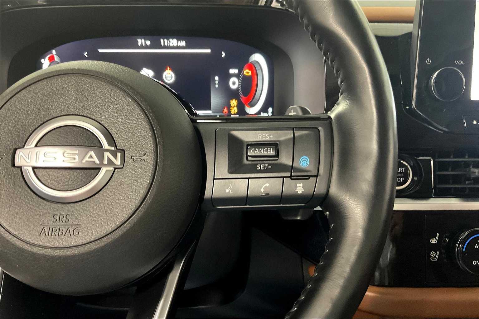 2022 Nissan Pathfinder Platinum - Photo 25
