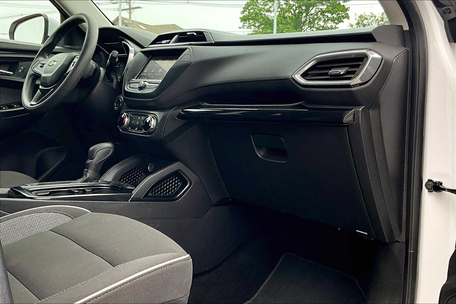 2023 Chevrolet TrailBlazer LT - Photo 14