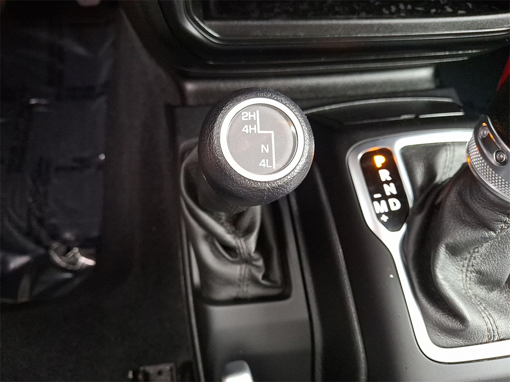 2020 Jeep Wrangler Sport S - Photo 23