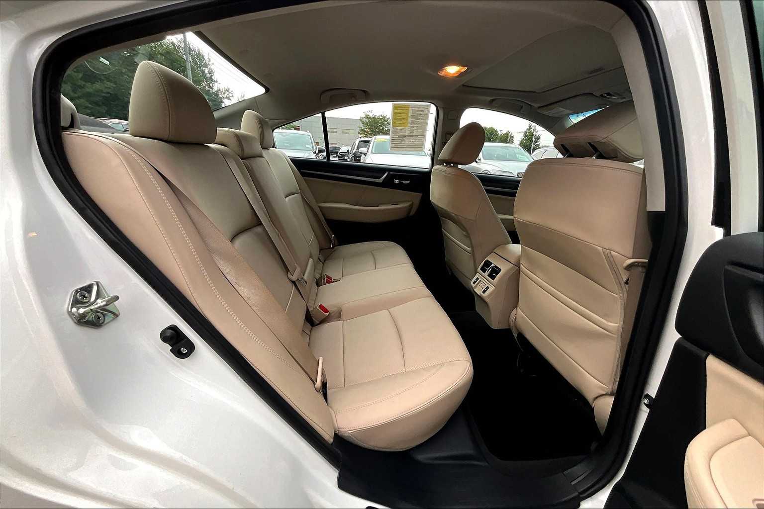 2018 Subaru Legacy Limited - Photo 16
