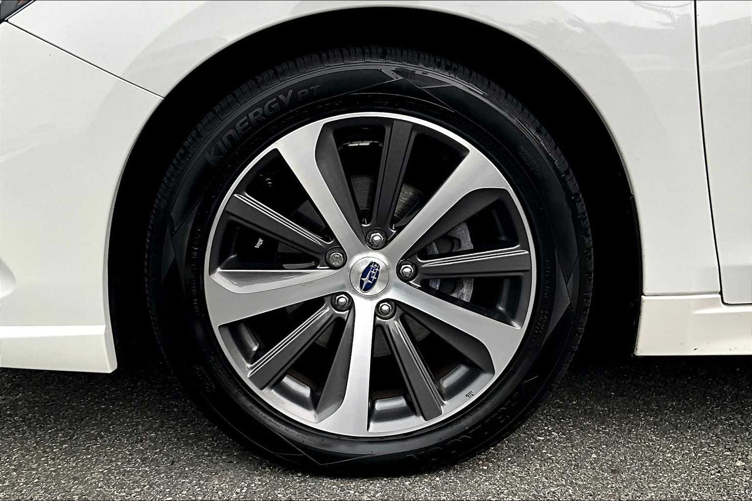 2018 Subaru Legacy Limited - Photo 7