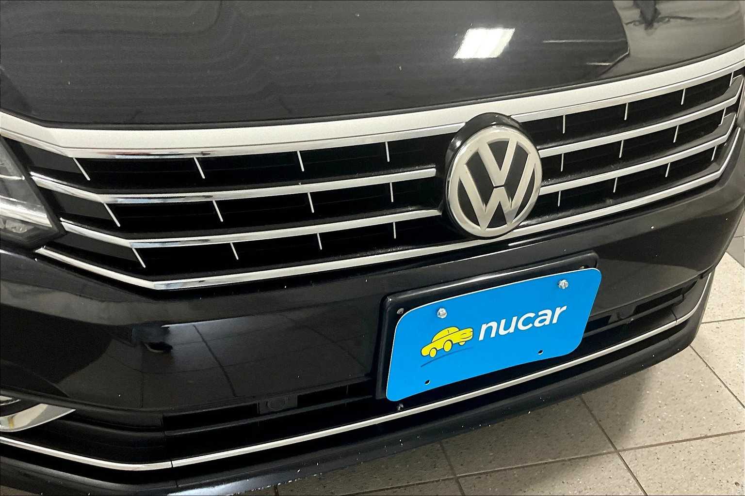 2017 Volkswagen Passat 1.8T SE w/Technology - Photo 32