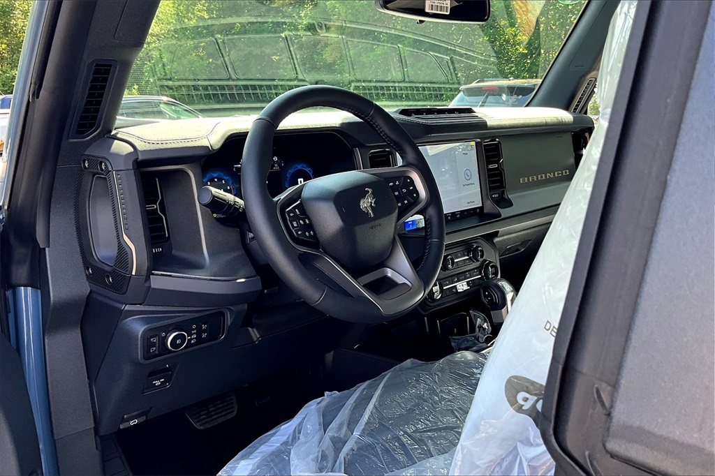 2025 Ford Bronco Badlands - Photo 7