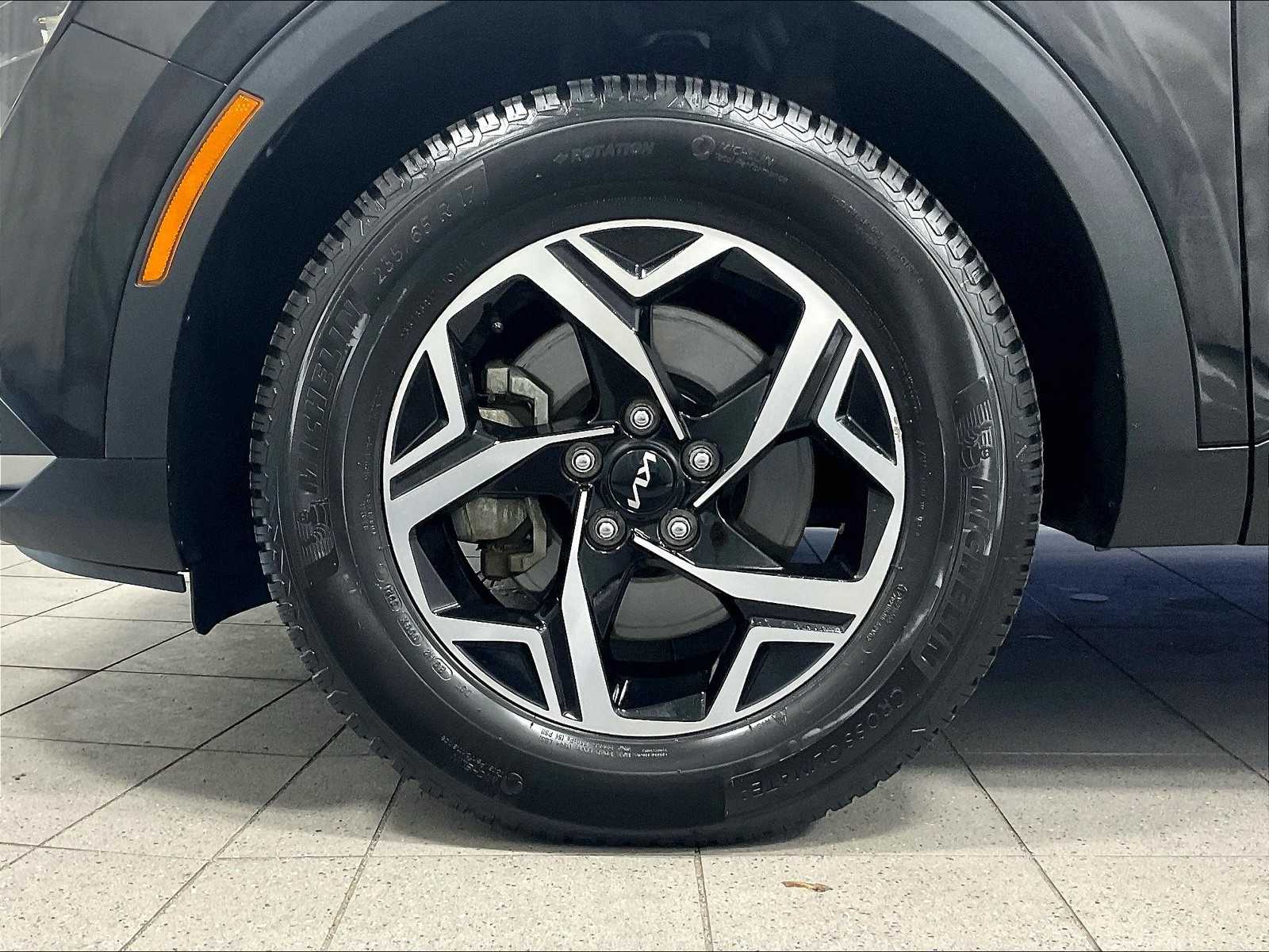 2023 Kia Sportage LX - Photo 7