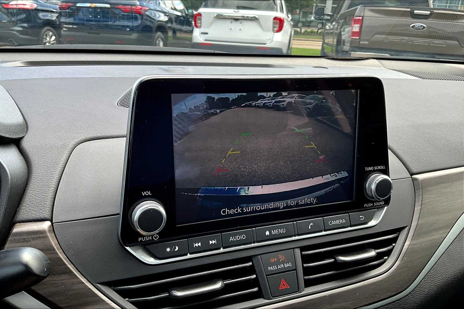 2023 Nissan Altima 2.5 SV - Photo 19