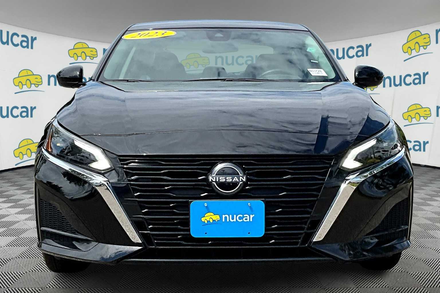 2023 Nissan Altima 2.5 SV - Photo 2